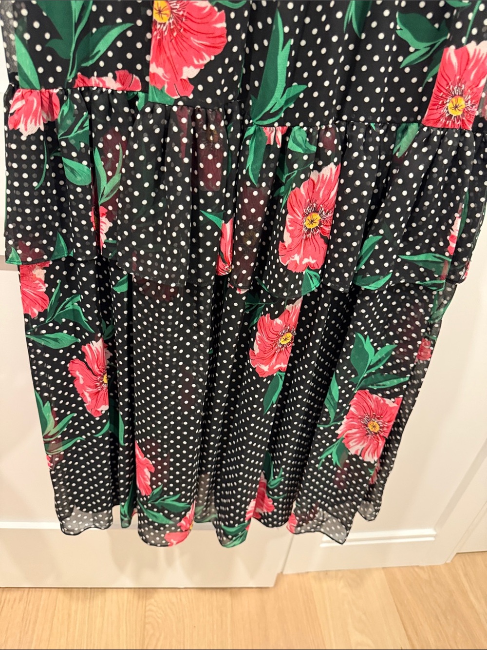 BCBG Floral Polka Dot Tiered Maxi Dress - Black with Pink Flowers NWT size 8 - Picture 7 of 7